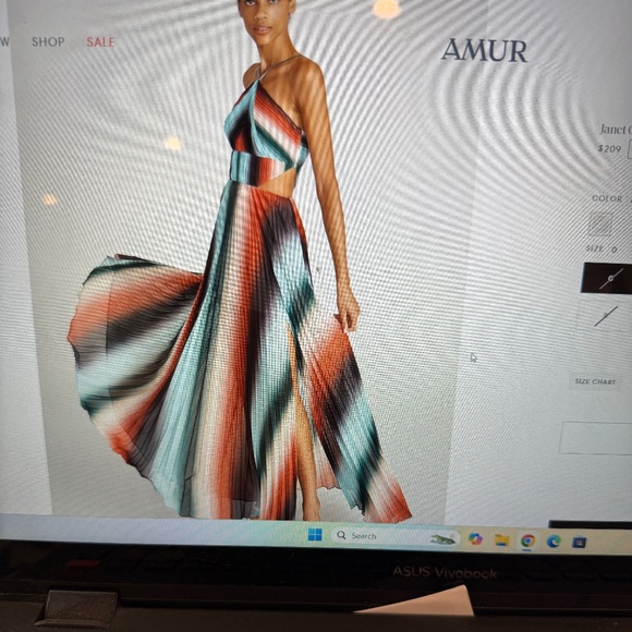 Amur - long striped pleated maxi - Picture 1 of 3